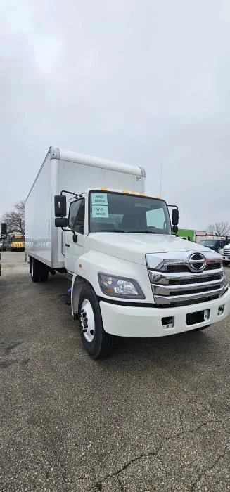 2026 Hino L6 - image 4