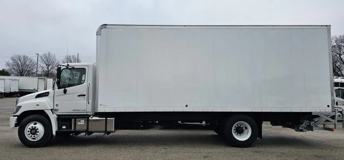 2026 Hino L6 - image 3