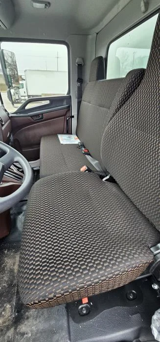 2026 Hino L6 - image 19