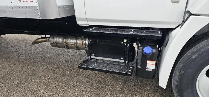 2026 Hino L6 - image 16