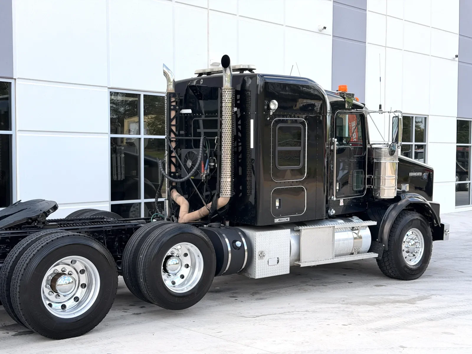 2012 Kenworth T800 in Greer, SC — photo 7