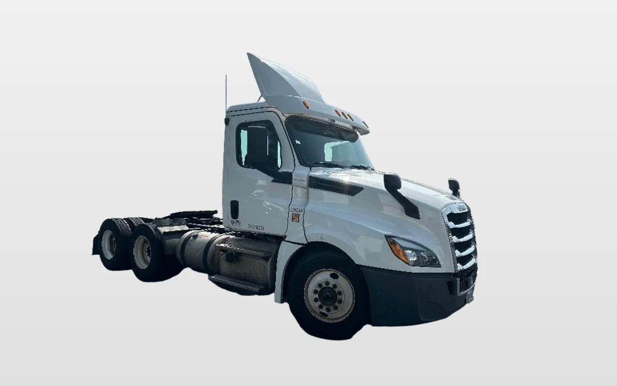 2019 Freightliner - image 1