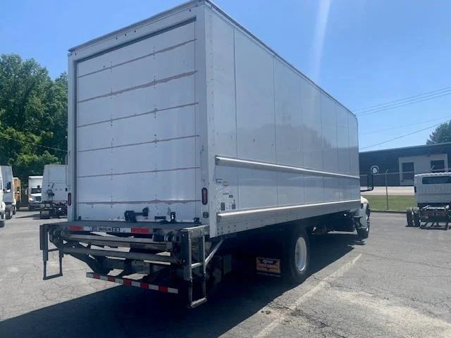 2022 International MV - image 4