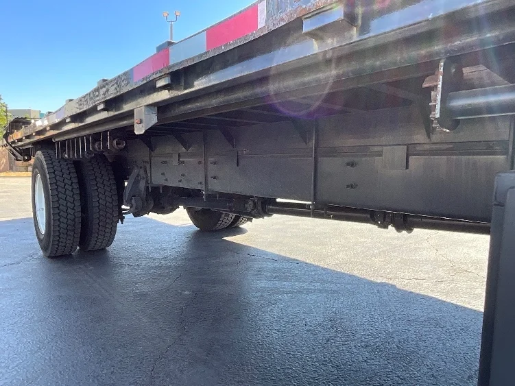 2021 Freightliner eM2 in Torrance, CA — photo 8