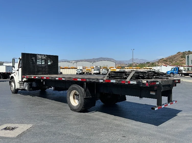2021 Freightliner eM2 in Torrance, CA — photo 5