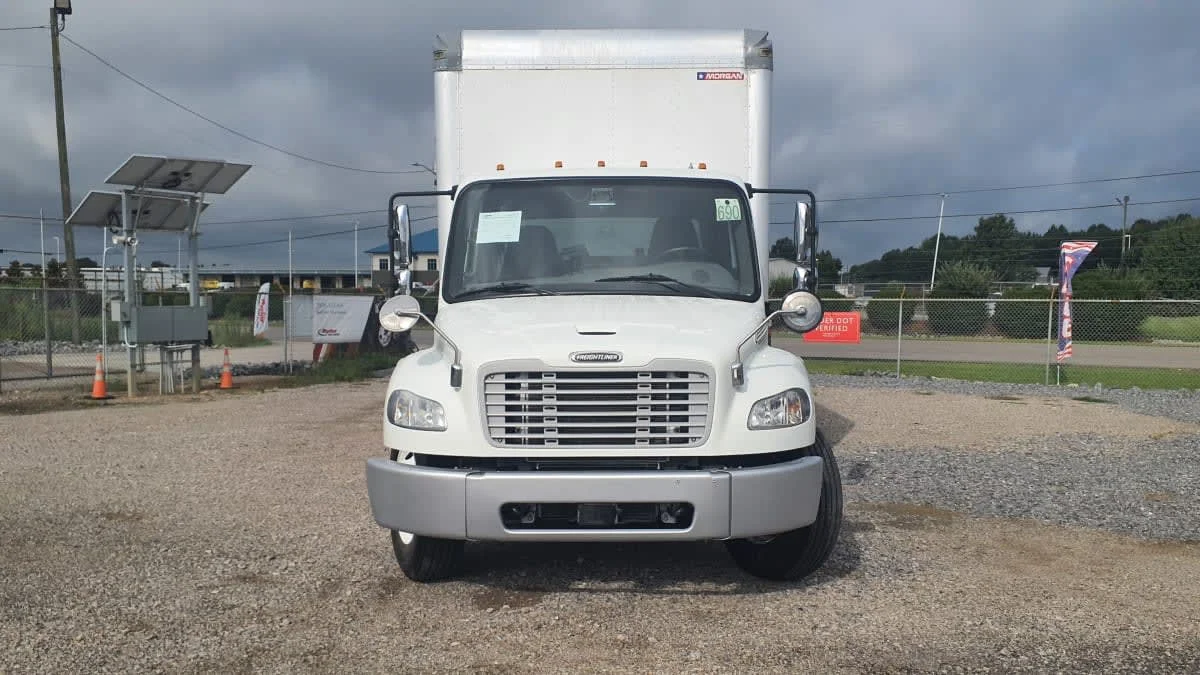2022 Freightliner M2 106 in Birmingham, AL — photo 2