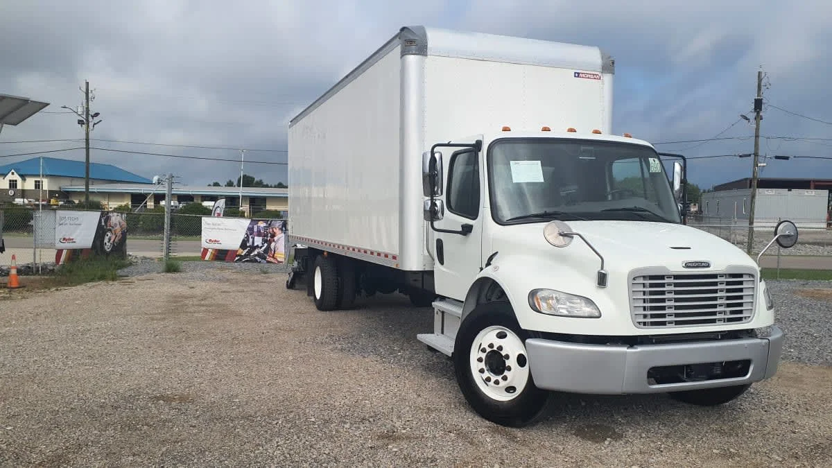 2022 Freightliner M2 106 in Birmingham, AL — photo 3