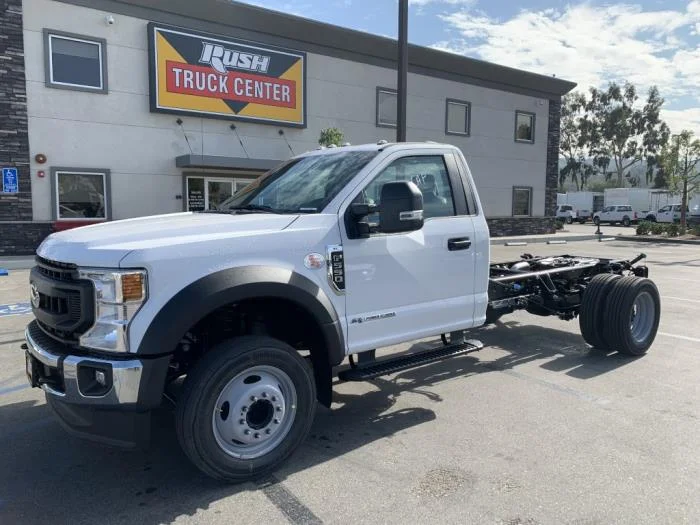 2026 Ford F-550 — photo 2