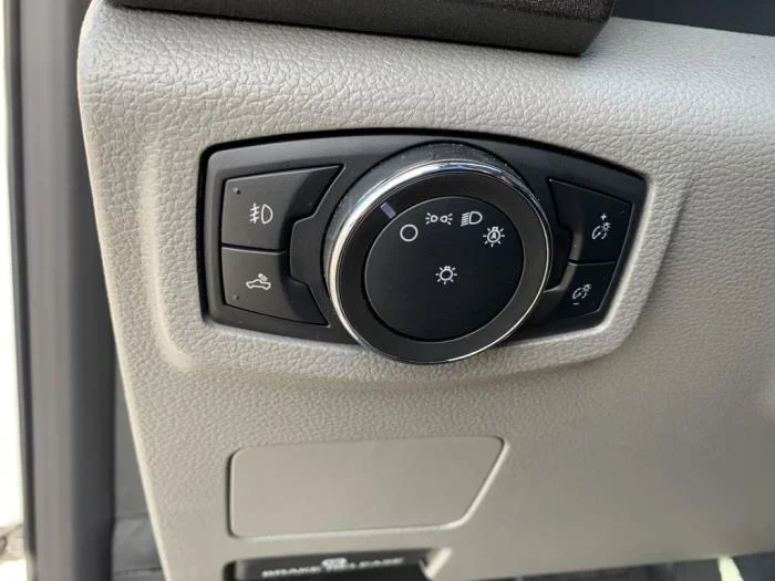 2026 Ford F-550 — photo 23