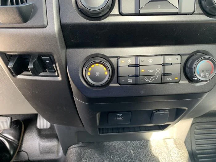 2026 Ford F-550 — photo 16