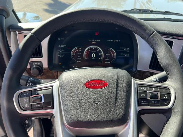 2026 Peterbilt 589 - image 16