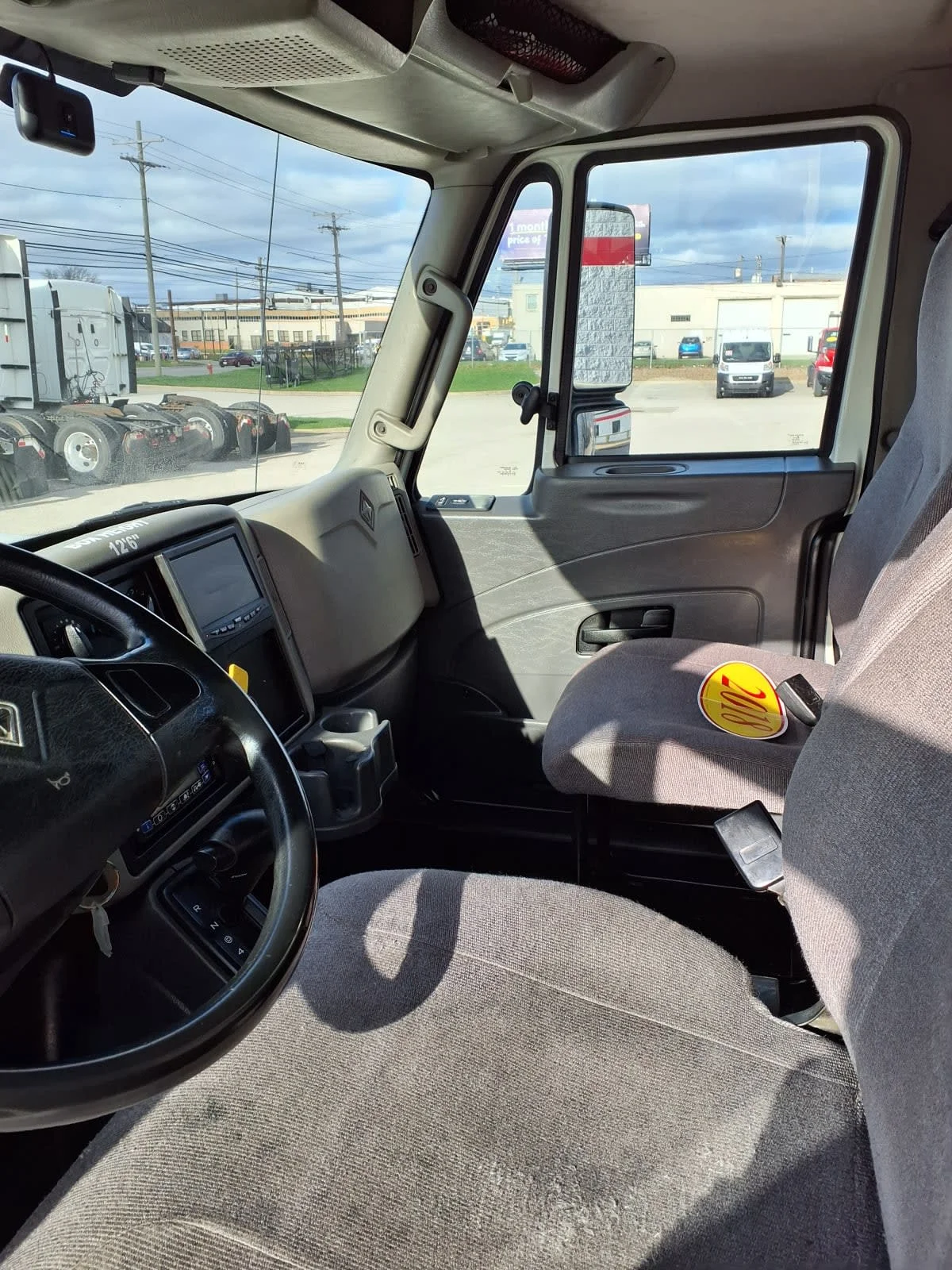 2018 International 4300 in Cleveland, OH — photo 8