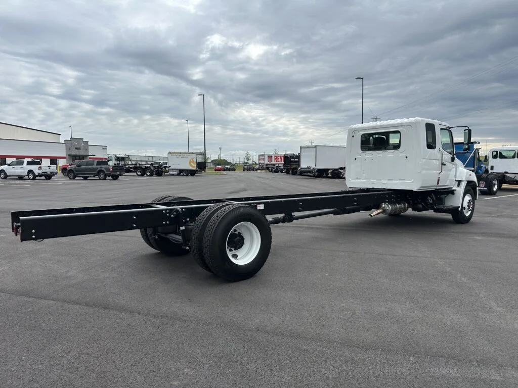 2027 Hino in Gulfport, MS — photo 7