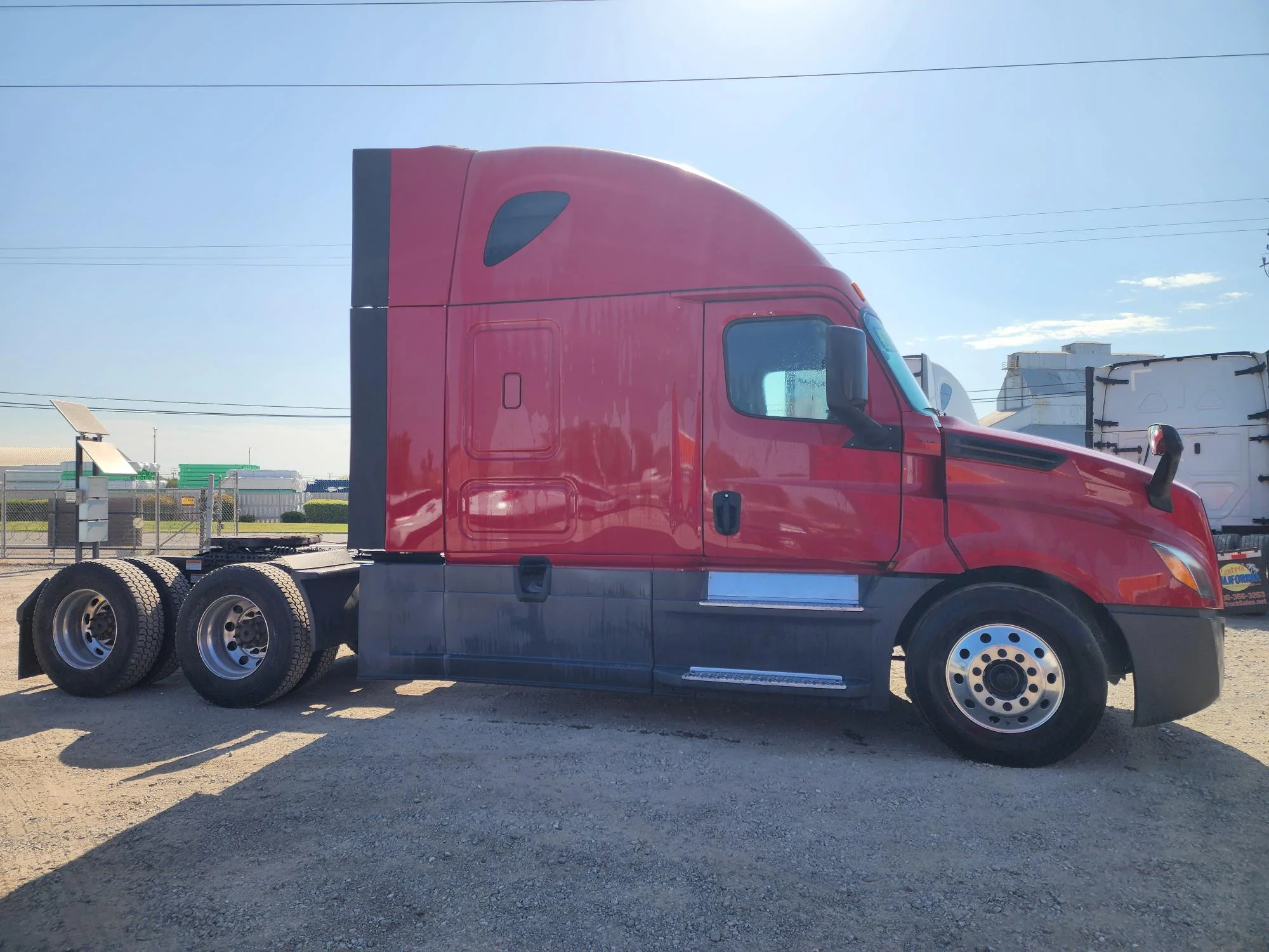 2020 Freightliner Cascadia in French Camp, CA — photo 7