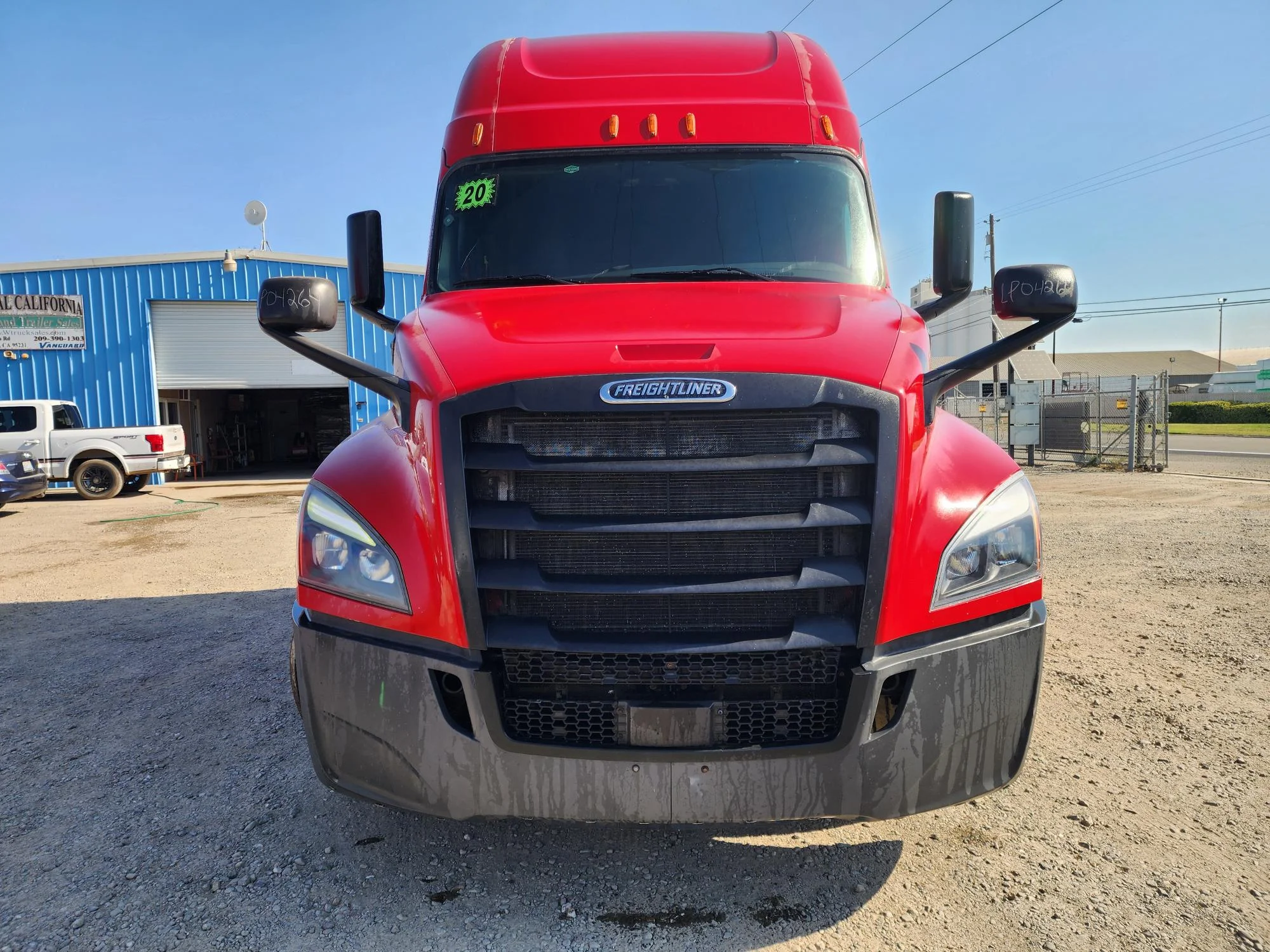2020 Freightliner Cascadia in French Camp, CA — photo 2