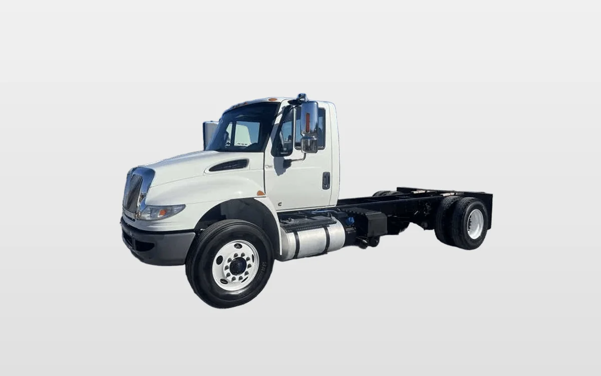 2019 International 4300 - image 1