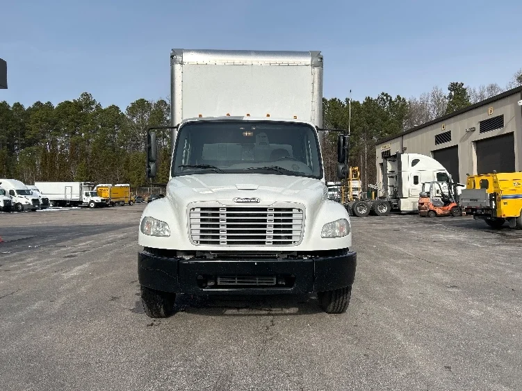2020 Freightliner M2 106 - image 2
