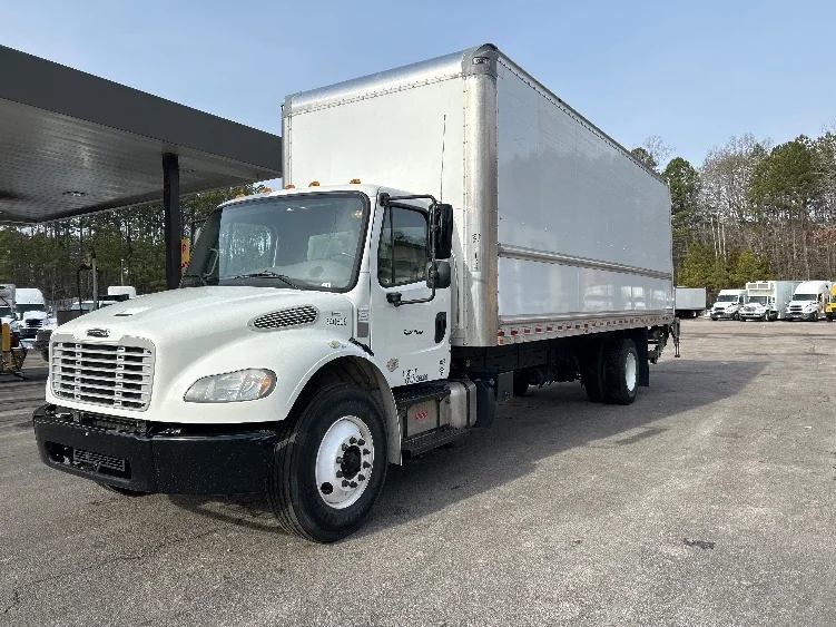 2020 Freightliner M2 106 - image 3
