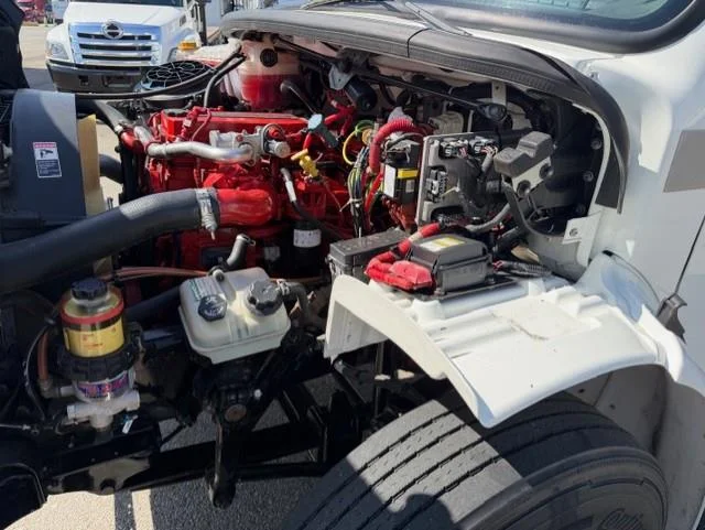 2020 Freightliner M2 106 — photo 16