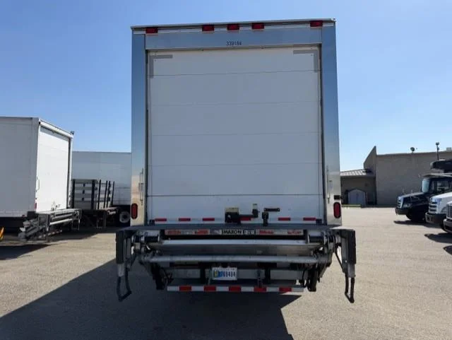2020 Freightliner M2 106 — photo 7