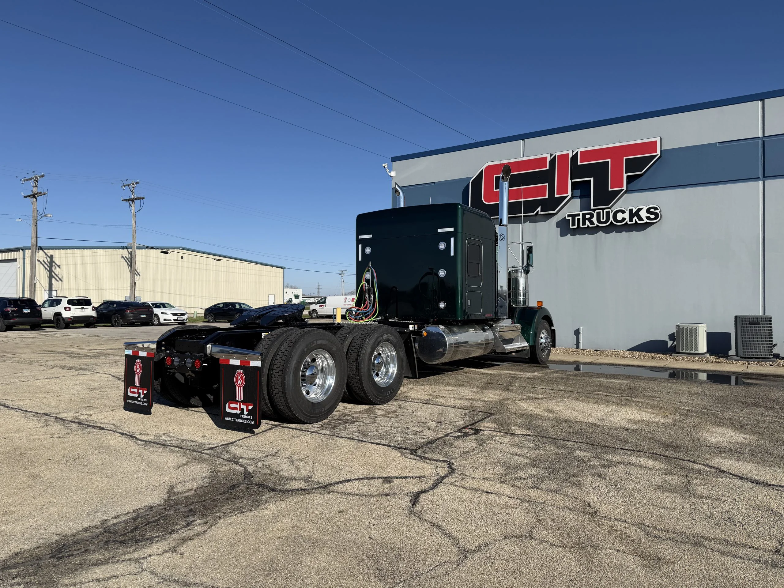 2027 Kenworth W900 - image 4