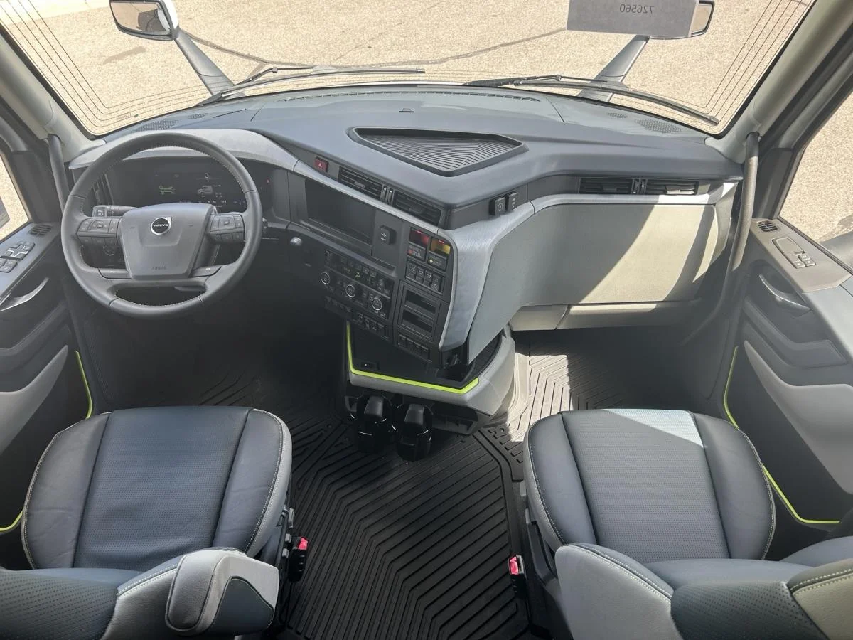 2027 Volvo in Elk River, MN — photo 10