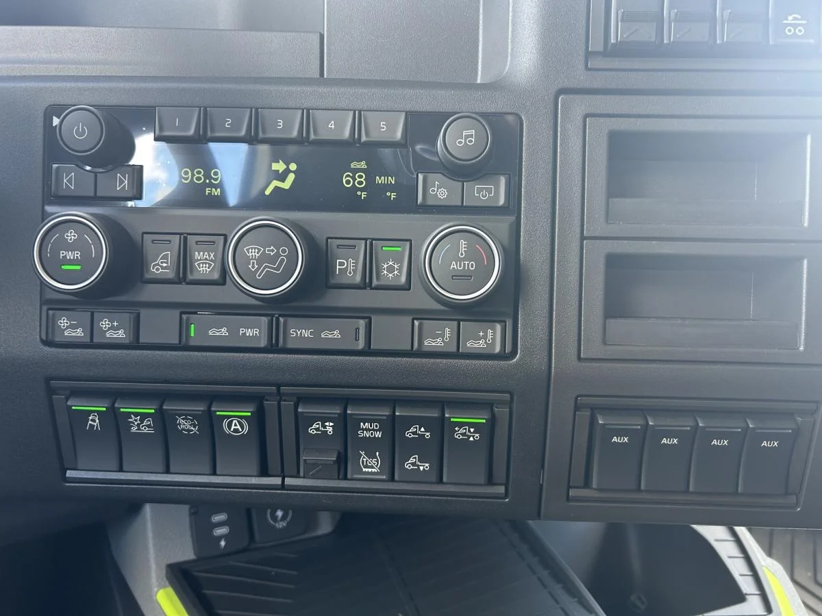 2027 Volvo in Elk River, MN — photo 11