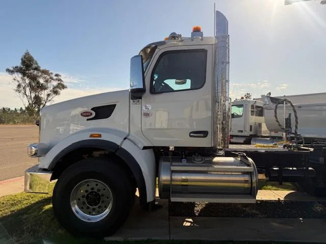 2027 Peterbilt 567 in Sylmar, CA — photo 5