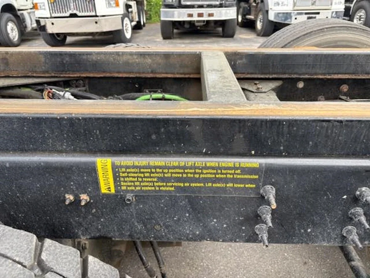 2021 International HV - image 33