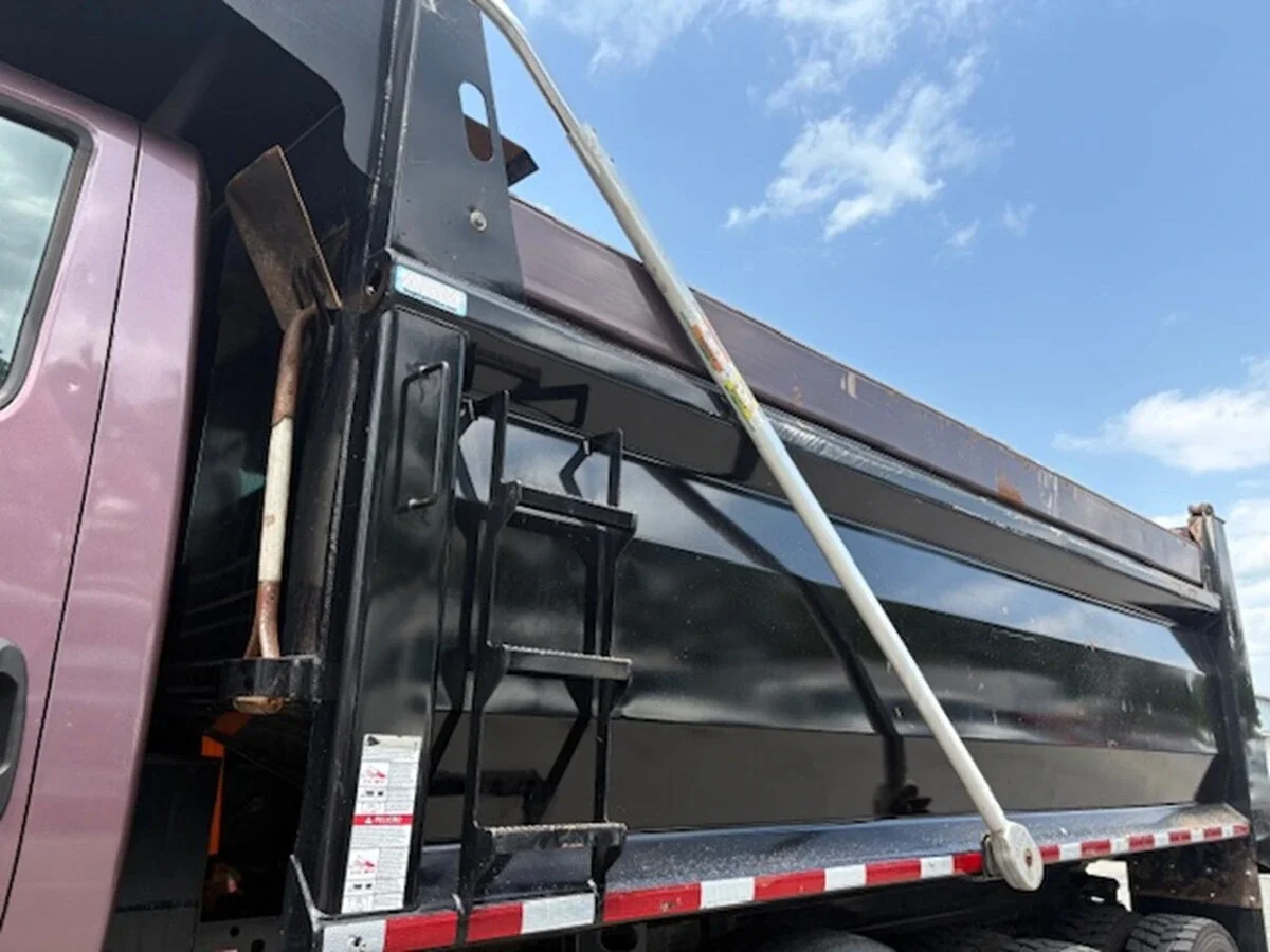 2021 International HV - image 15