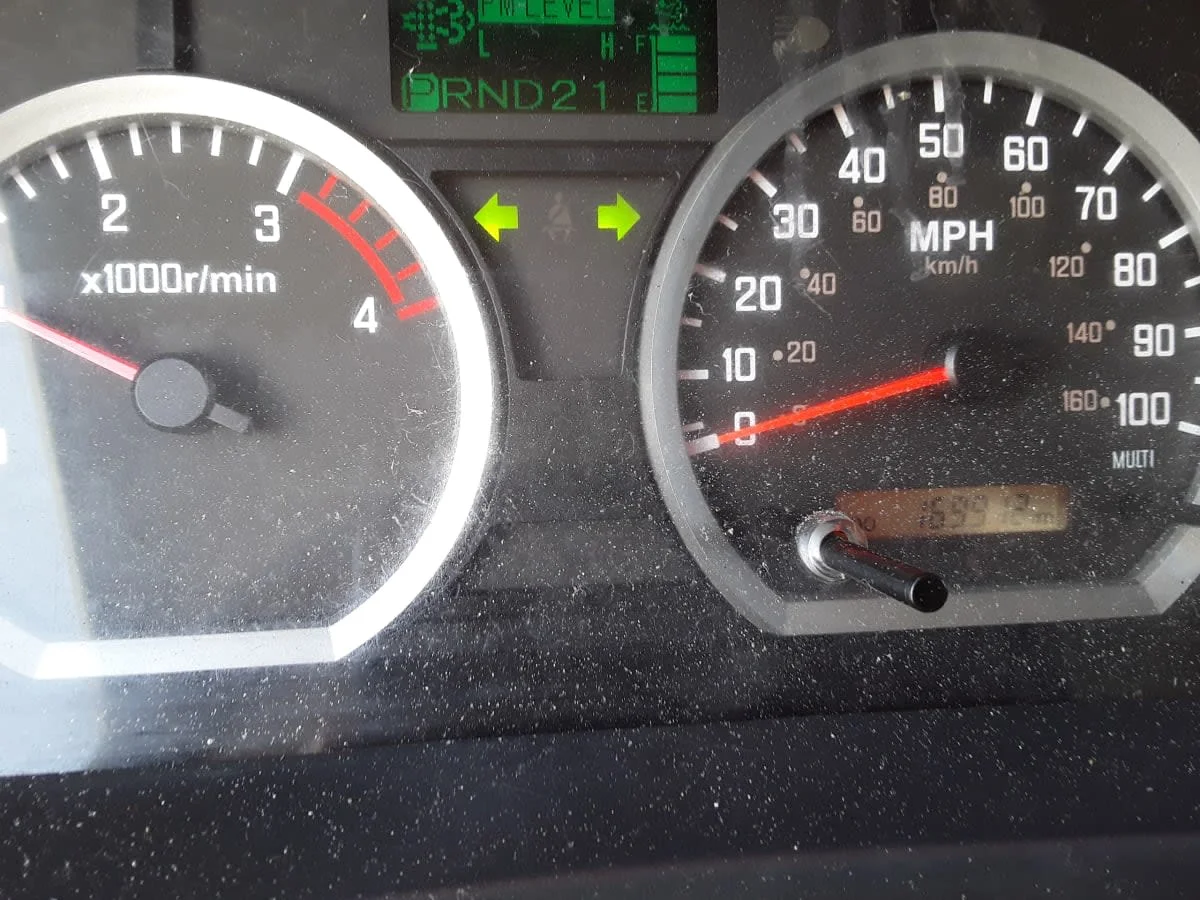 2019 Isuzu NRR - image 14