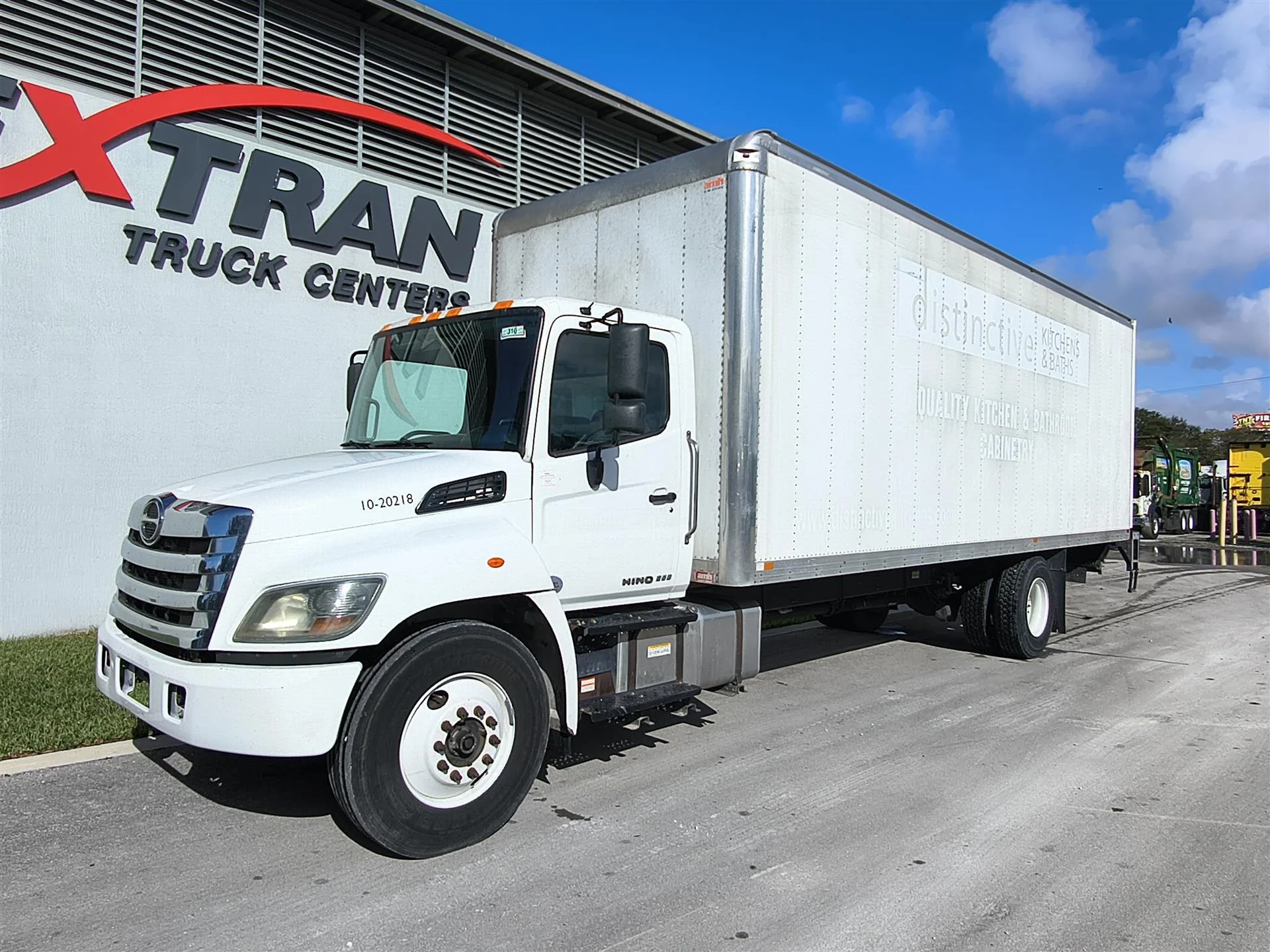 2020 Hino 268 in Fort Lauderdale, FL