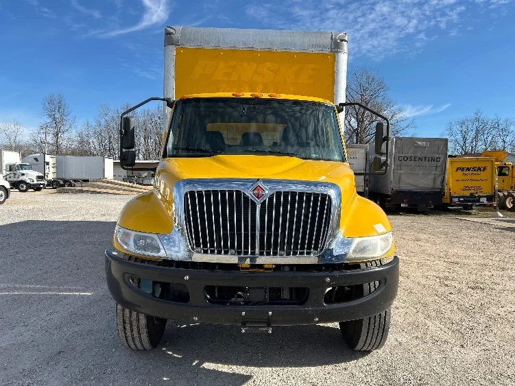 2021 International MV - image 2