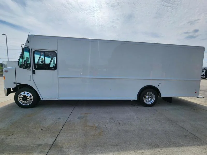 2026 Freightliner in Cincinnati, OH — photo 4
