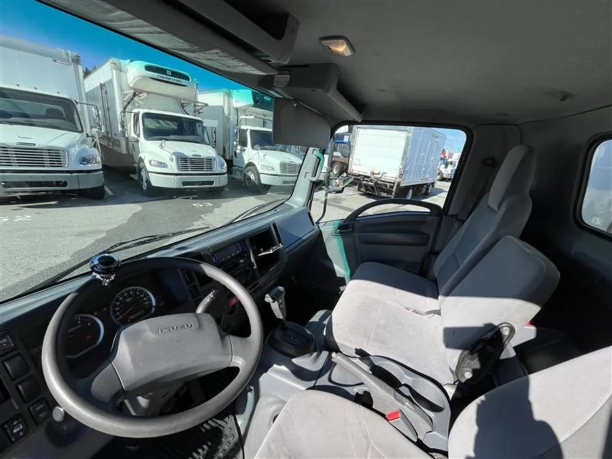 2019 Isuzu NQR - image 8