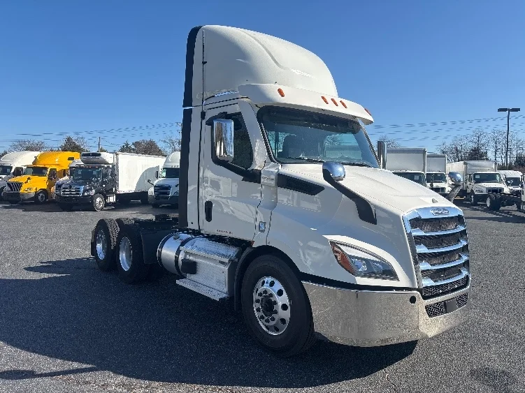 2021 Freightliner Cascadia in Concord, NC