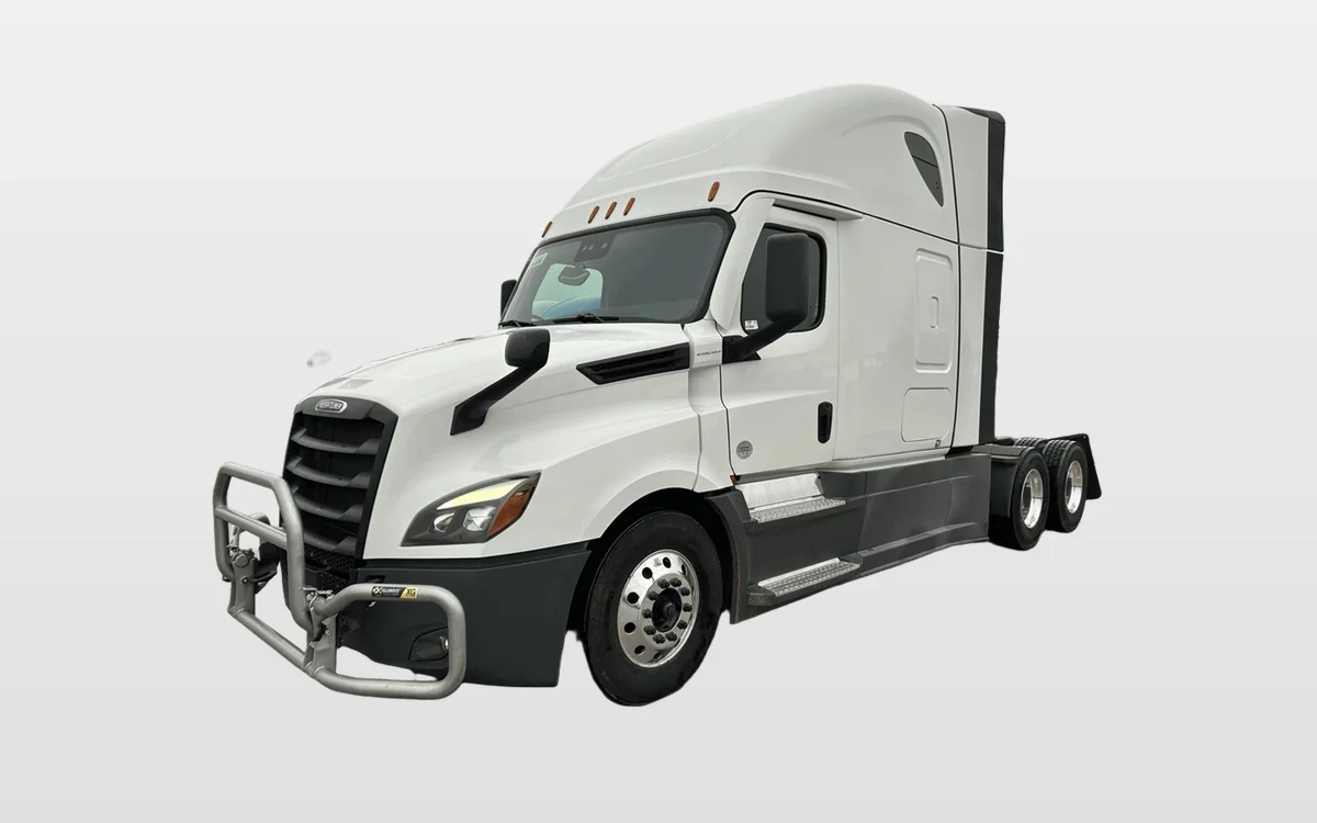 2023 Freightliner - image 1