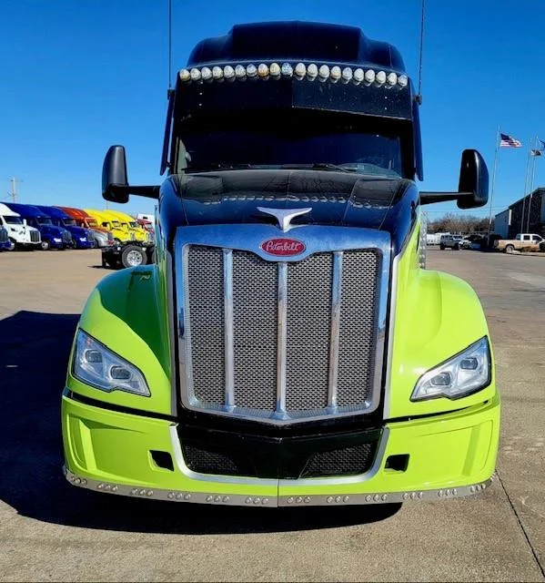 2022 Peterbilt 579 - image 10