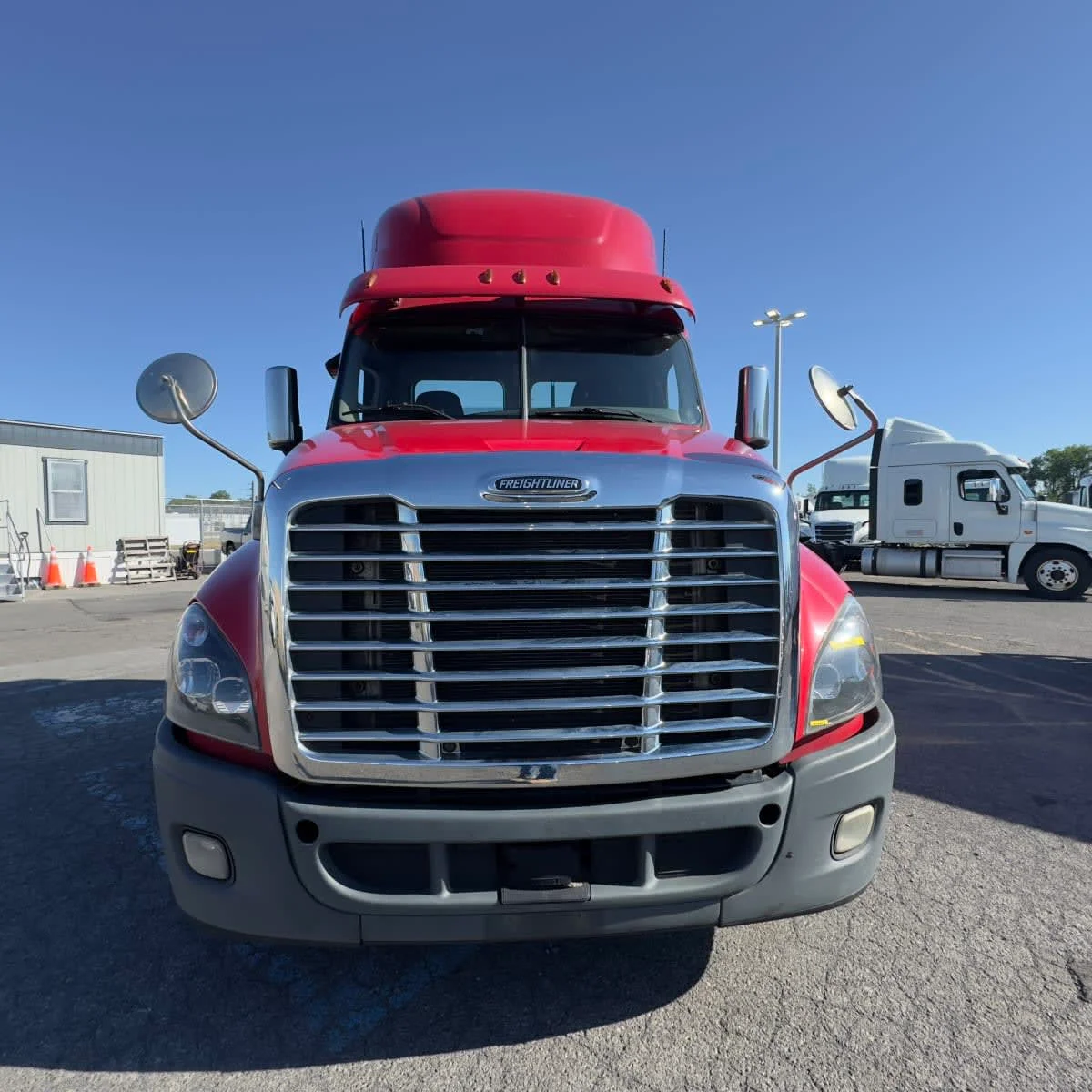 2019 Freightliner Cascadia in Syracuse, NY — photo 2