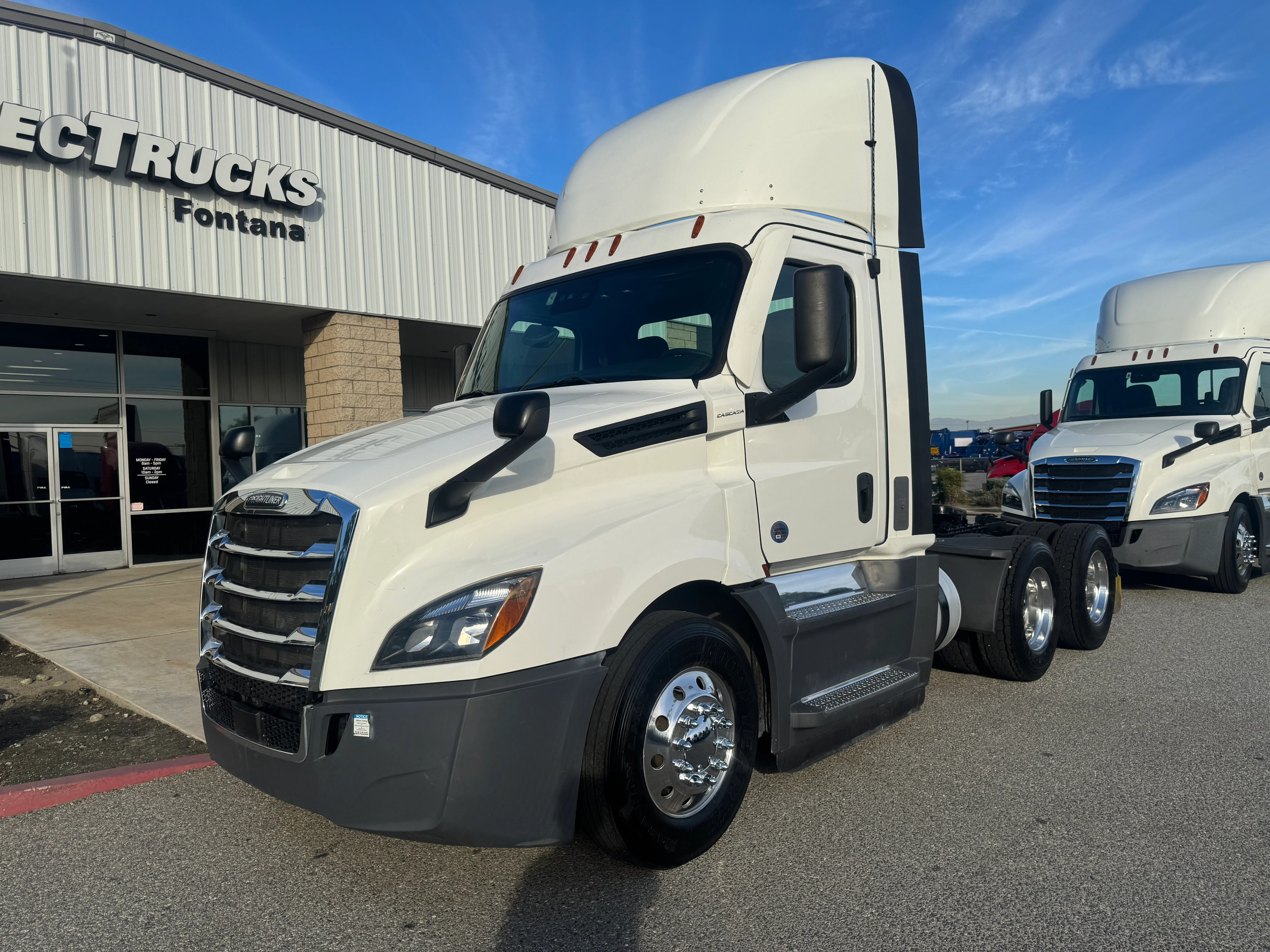 2021 Freightliner Cascadia in Selectrucks Fontana, CA