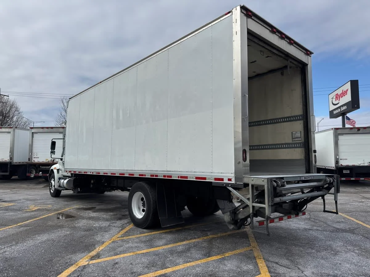 2019 International 4300 in Bolingbrook, IL — photo 6