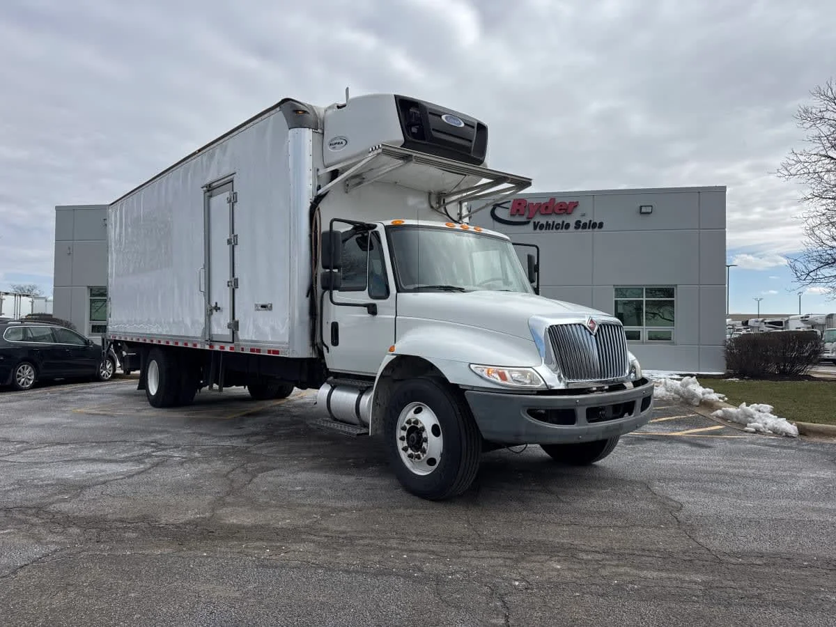 2019 International 4300 in Bolingbrook, IL — photo 3