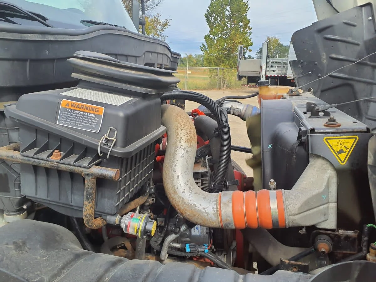 2019 International MV - image 15