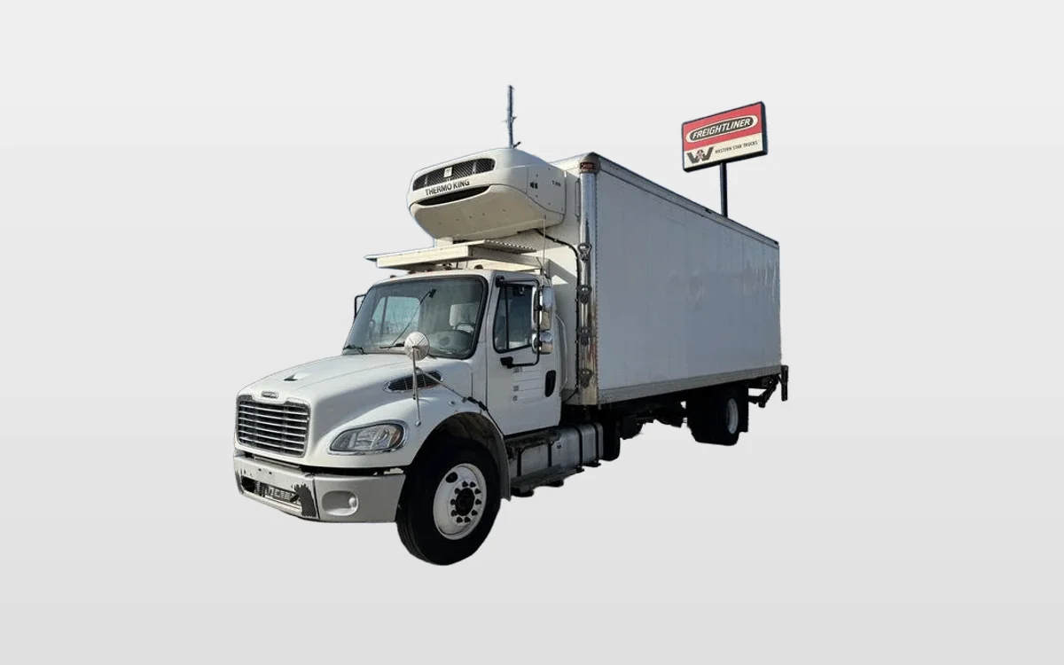 2019 Freightliner M2 106 - image 1