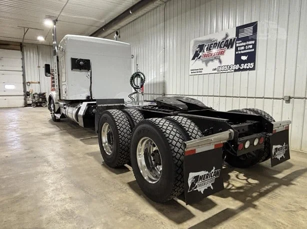 2012 Kenworth T800 - image 5