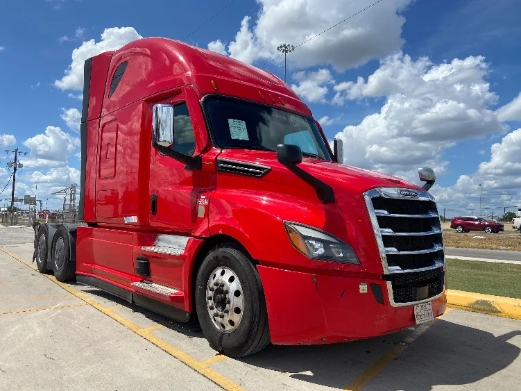 2022 Freightliner Cascadia in San Antonio, TX