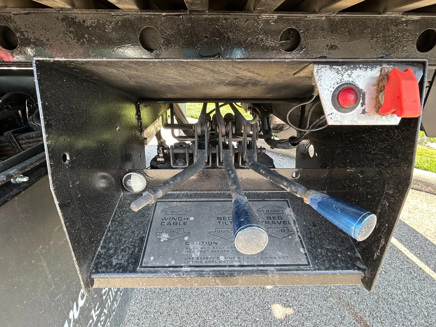 2015 Freightliner M2 106 - image 5