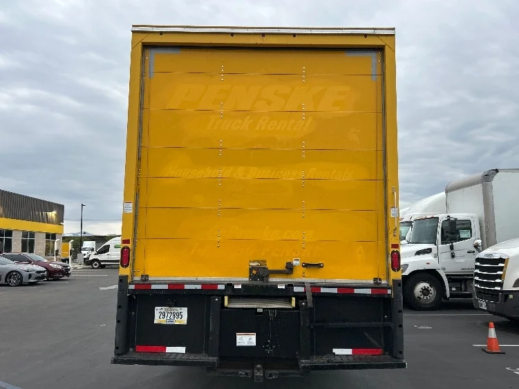 2021 International MV - image 7