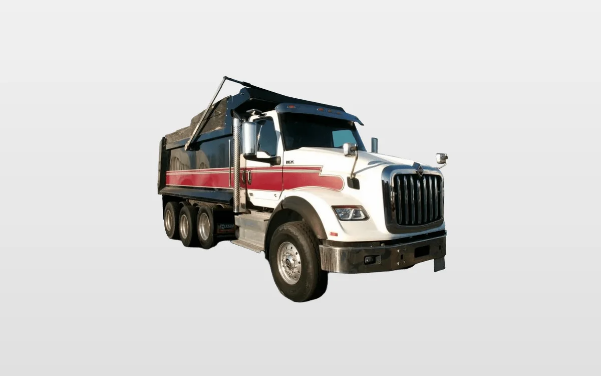 2023 International HX - image 1