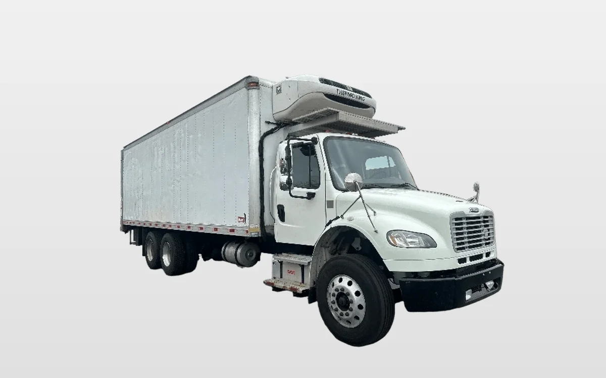 2019 Freightliner M2 106 - image 1